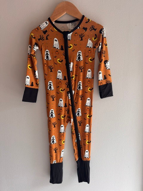 Haunted Hangout Bamboo Zippered Sleeper
